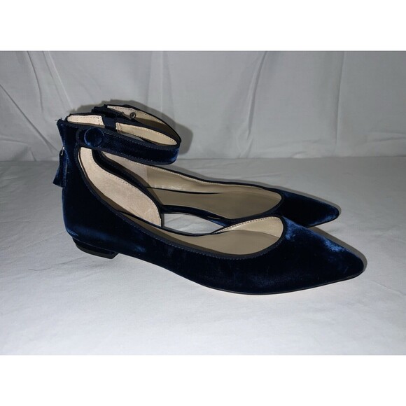 Ankle Strap Pointy Toe Suede Flats Size 7.5 - Picture 1 of 11